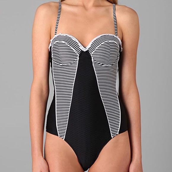 Like new condition beautiful swimsuit - Picture 1 of 10